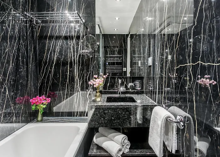 Merveil - Luxury Suite - Louvre - Aboukir V